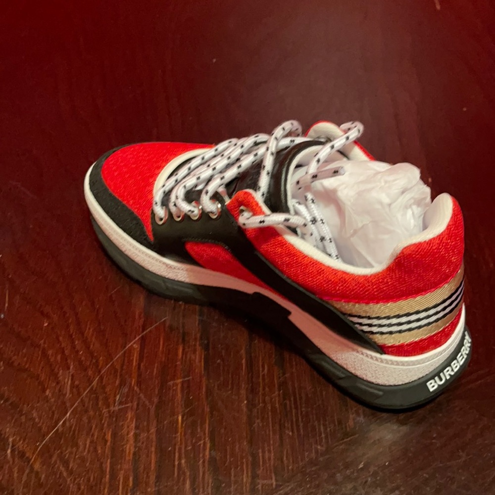 Burberry Kids Sneakers